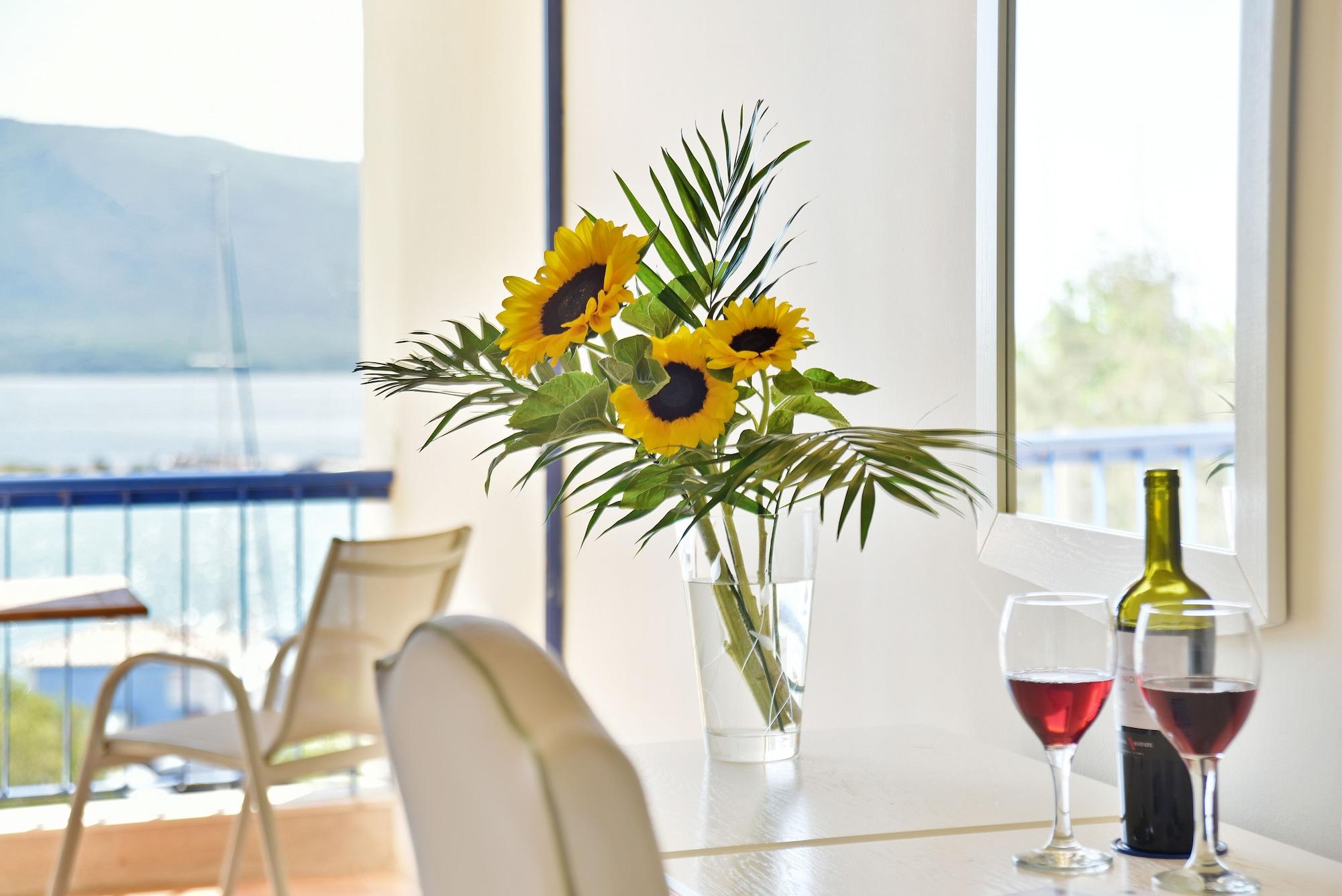 Ionion Star Hotel Lefkada City ภายนอก รูปภาพ