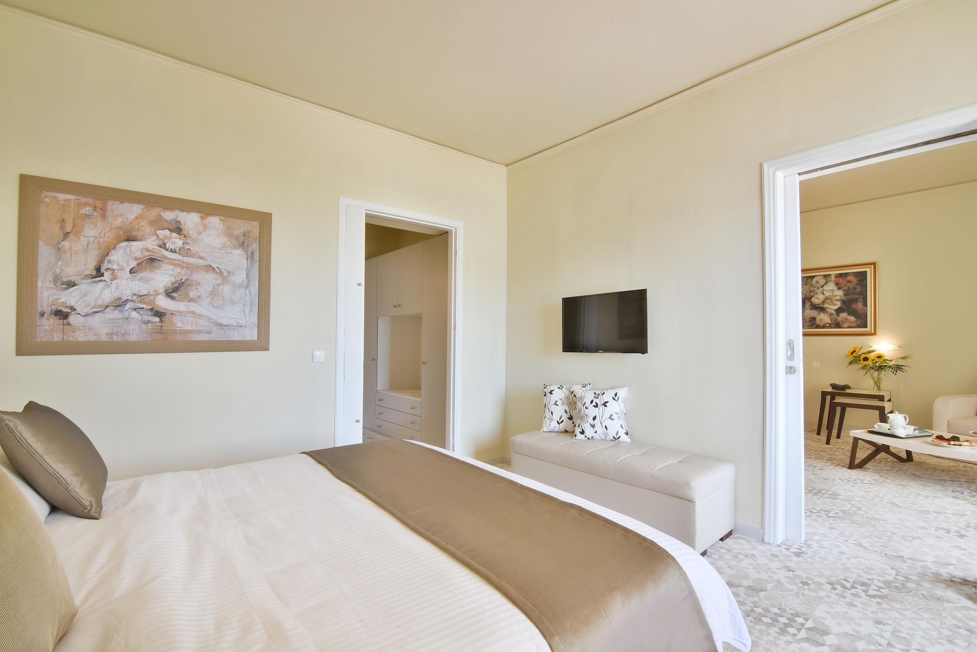Ionion Star Hotel Lefkada City ภายนอก รูปภาพ