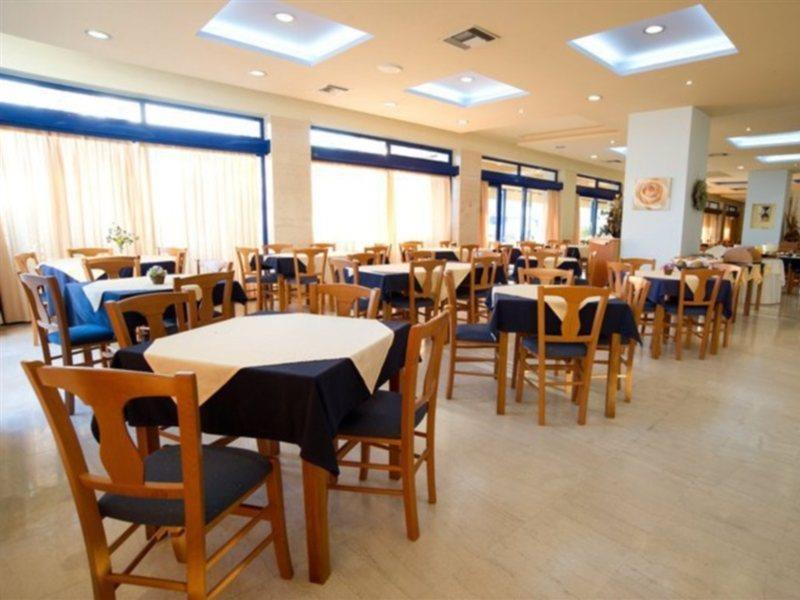 Ionion Star Hotel Lefkada City ภายนอก รูปภาพ